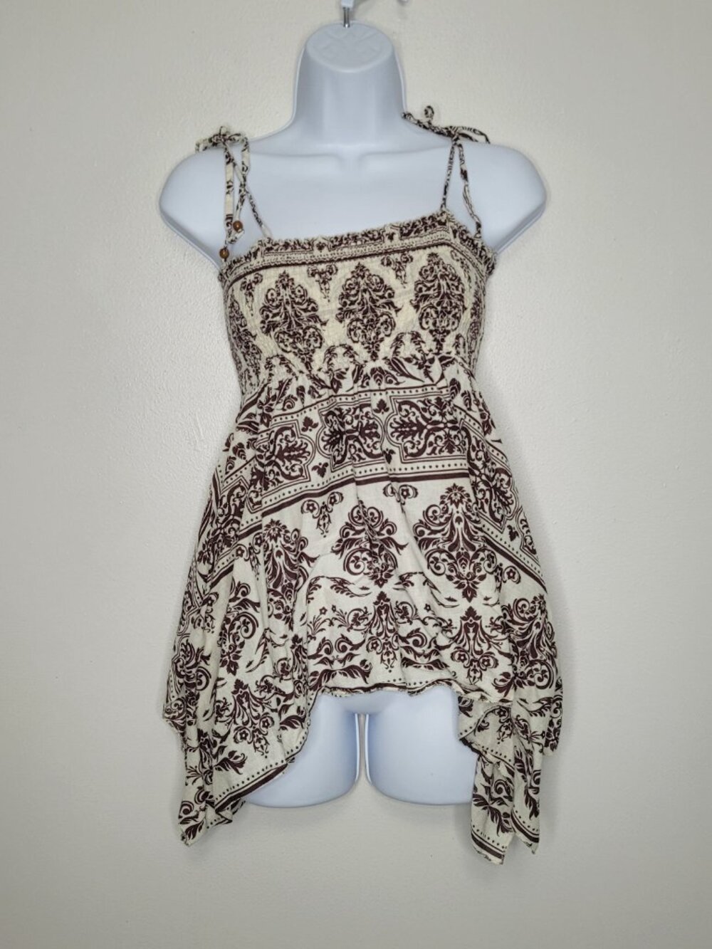 Vintage Y2k Lei cream brown boho asymmetrical hem going out top size large